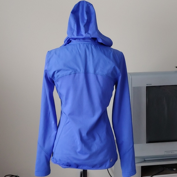 Asics Pullover - Picture 3 of 3